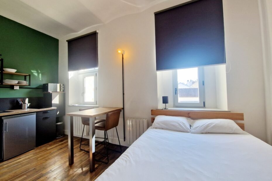 T1 Apartment 15 double cell featured image on double and triple cell studio page