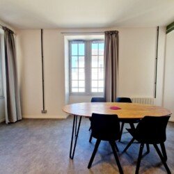 T3 - Apartment 11 Director Apartment